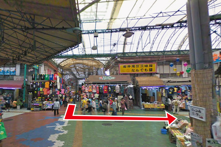 牧志駅から施設までの道順①（駅を出てからの進行方向）